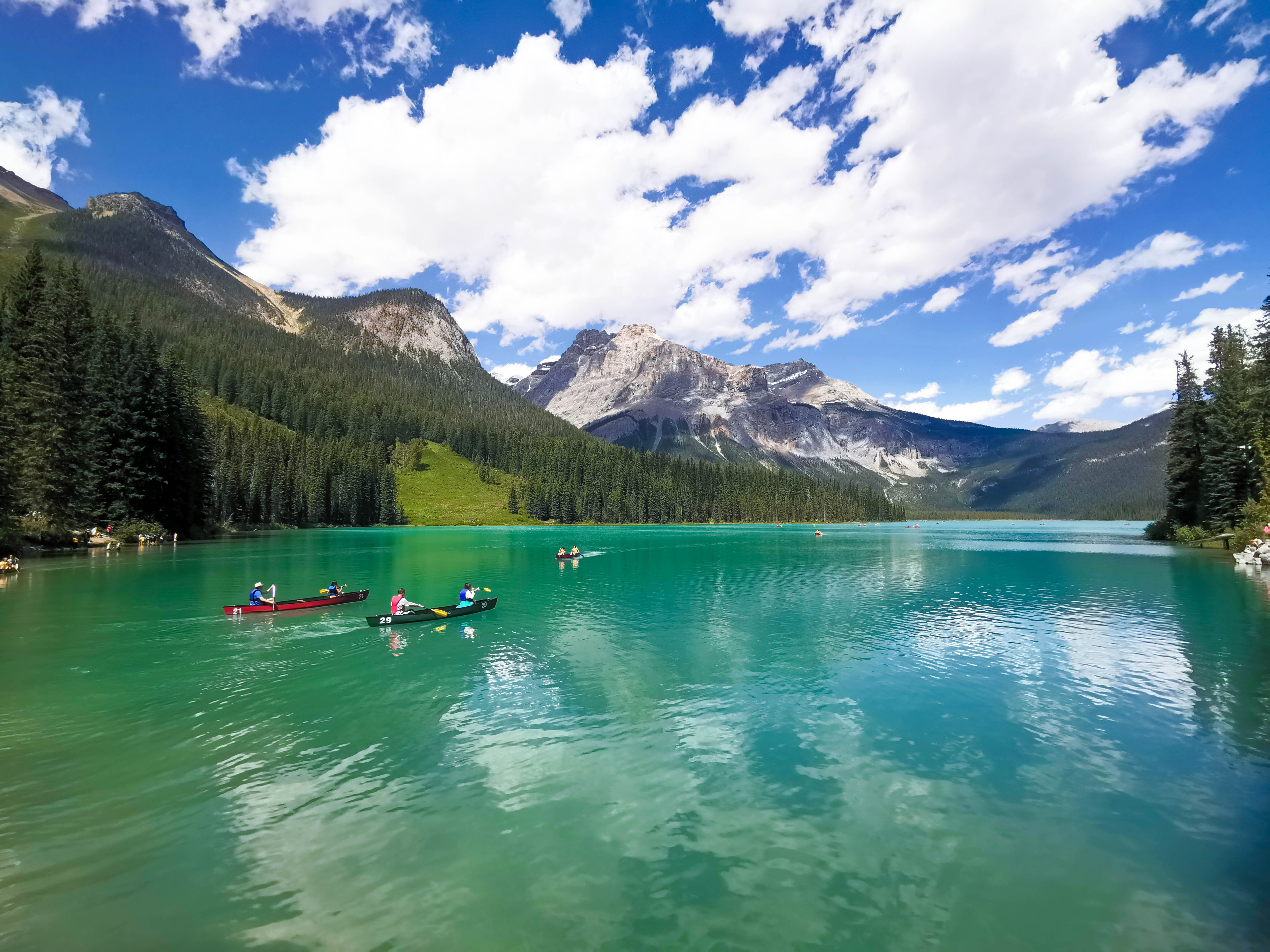 Emerald Lake เที่ยวแคนาดา ทัวร์แคนาดา