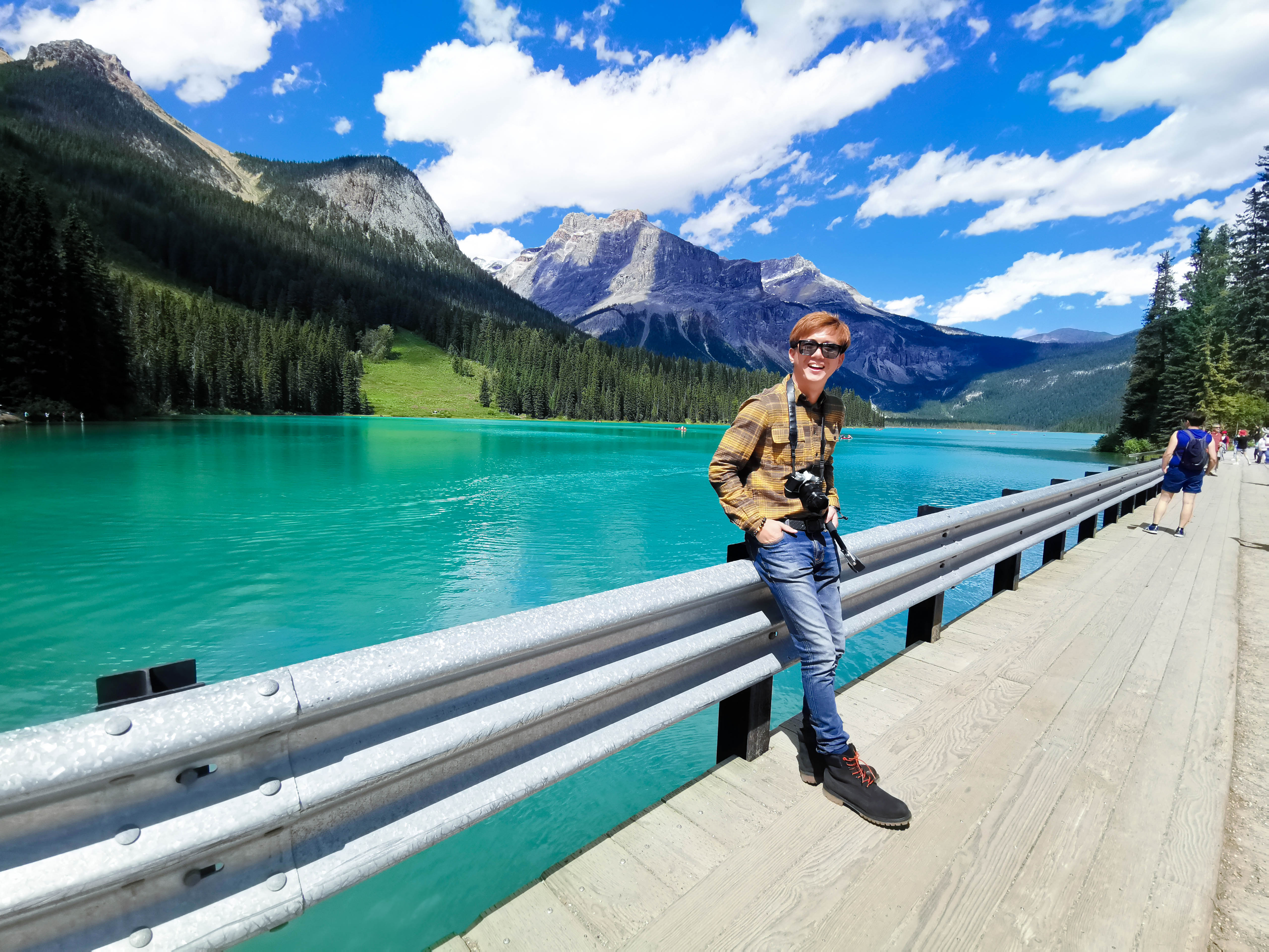 Emerald Lake เที่ยวแคนาดา ทัวร์แคนาดา