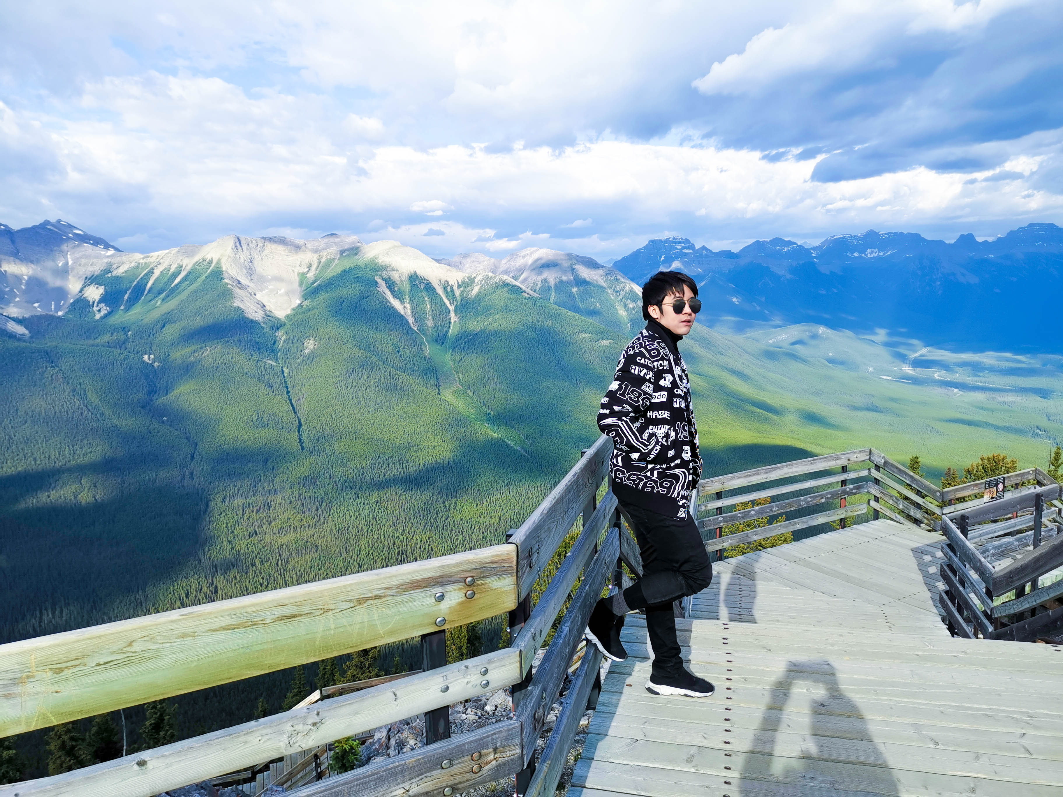 ยอดเขาซัลเฟอร์ (Mt. Sulphur) เที่ยวแคนาดา ทัวร์แคนาดา