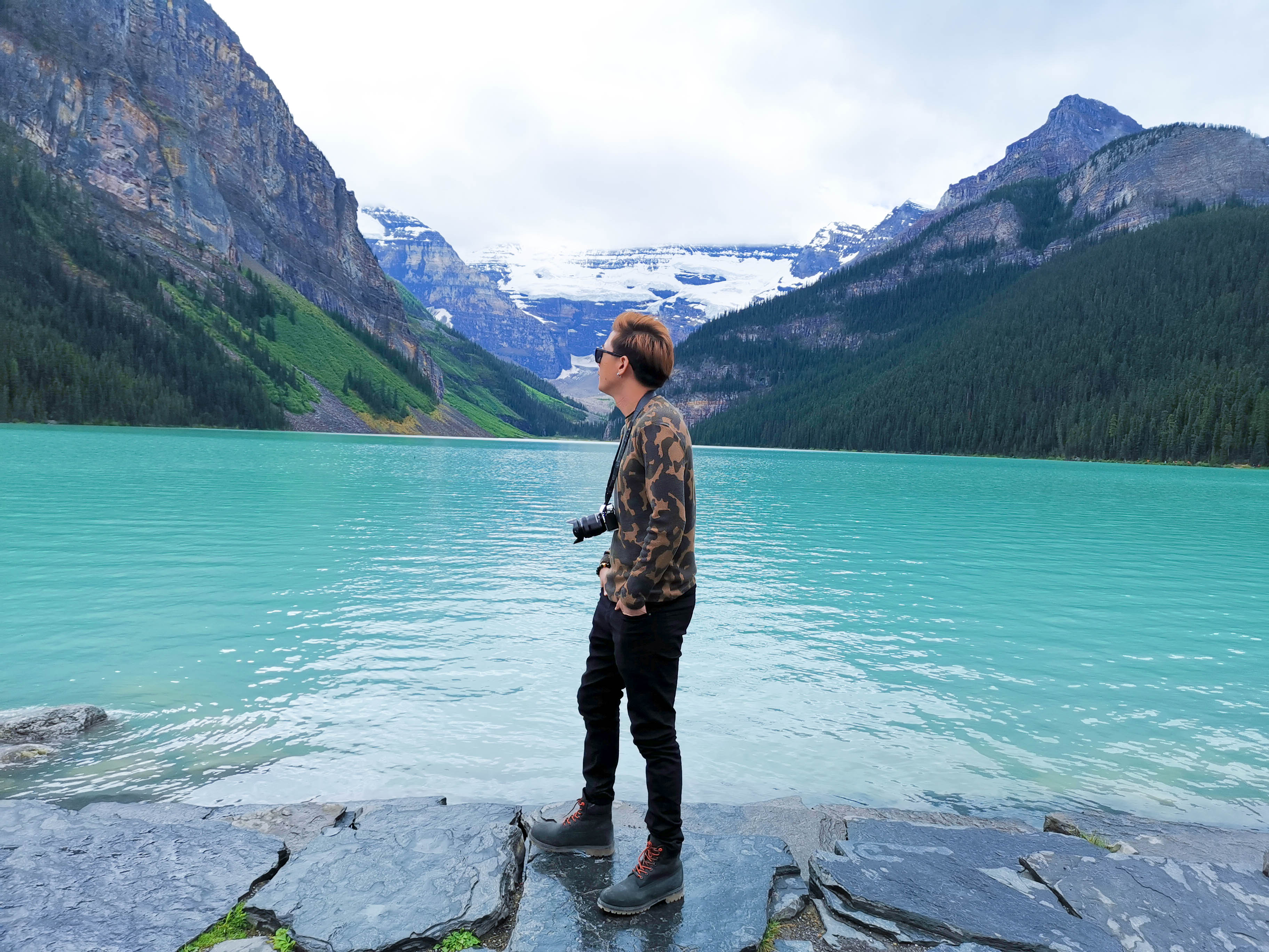 Lake louise เที่ยวแคนาดา ทัวร์แคนาดา