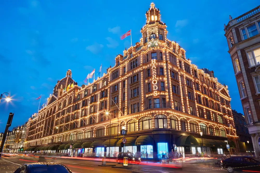 ย่านชอปปิง ‘แฮร์รอดส์’ (Harrods)