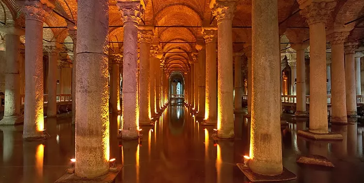 Basilica Cistern บาซิลิกา ซิสเทิร์น