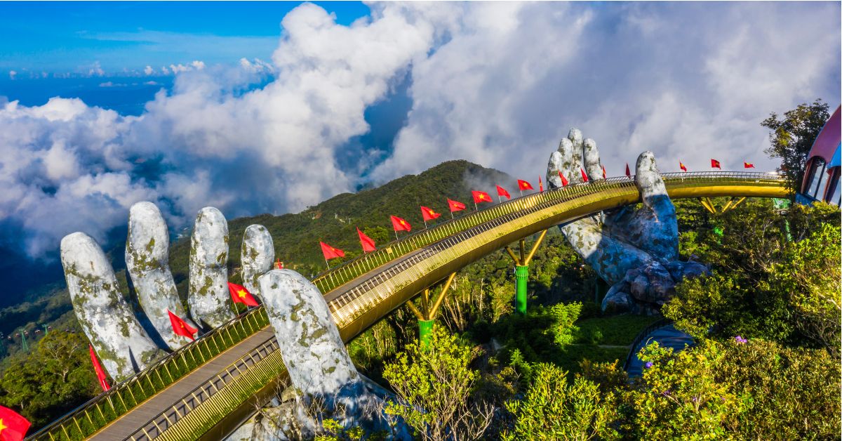 บานาฮิลล์ สะพานมือ (Golden Bridge) เวียดนามกลาง