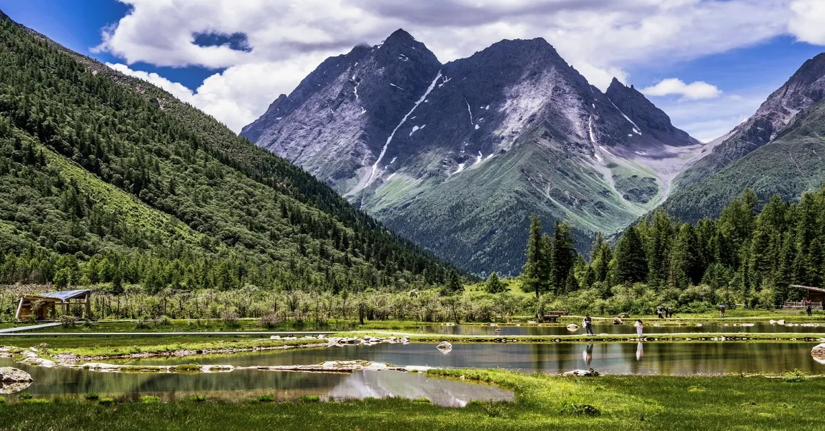 ทัวร์จีน เฉิงตู ภูเขาสี่ดรุณี ปี้เผิงโกว หุบเขาแพนด้า