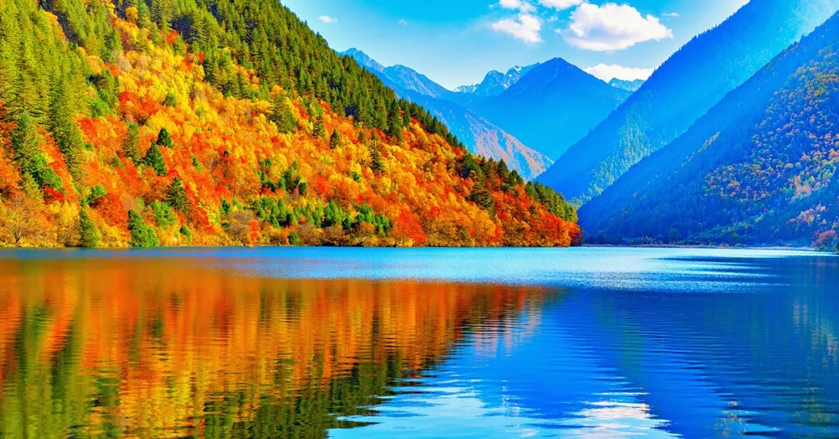 ทัวร์จีน เฉิงตู ต๋ากู่ปิงชวน จิ่วจ้ายโกว อุทยานแห่งชาติจิ่วจ้ายโกว อุทยานธารน้ำแข็งต๋ากู่ปิงชวน อุทยานภูเขาสี่ดรุณี