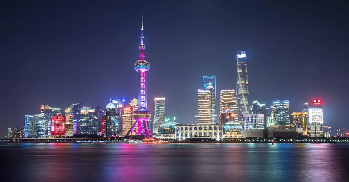 ทัวร์จีน เซี่ยงไฮ้ หังโจว หาดไว่ทาน ทะเลสาบซีหู เมืองโบราณวูเจิ้น บินตรงหวงซาน