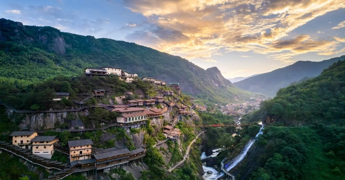 ทัวร์จีน หางโจว เหิงเตี้ยน หุบเขาเทวดาวั้งเซียนกู่ ล่องเรือชมป่ากลางน้ำชิงซานหู