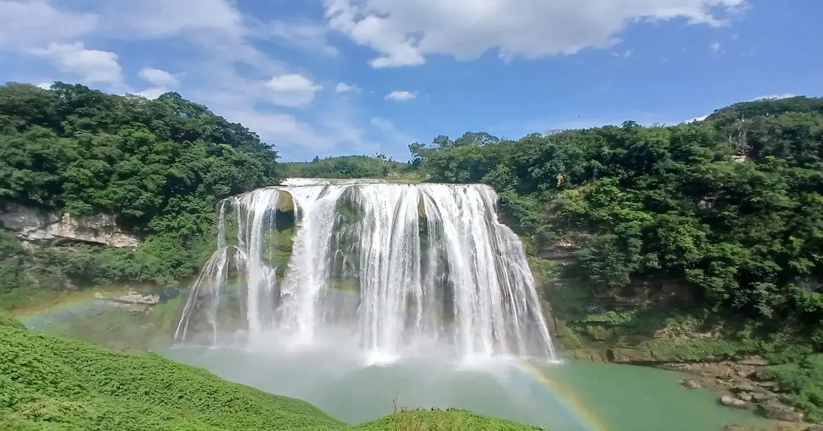 ทัวร์จีน กุ้ยหยาง สะพานฮวาเจียง น้ำตกหวงกั่วซู่ หมู่บ้านวูเจียงจ้าย หอโบราณเจี่ยเซี่ยงโหลว