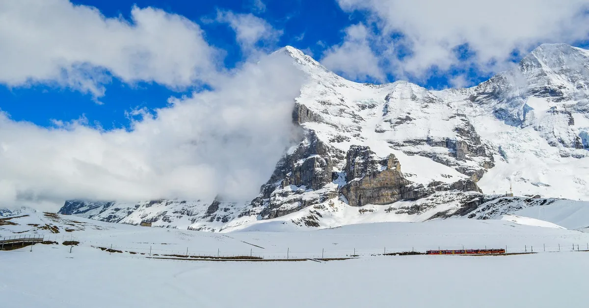 ทัวร์เนเธอร์แลนด์ เบลเยี่ยม ฝรั่งเศส สวิตเซอร์แลนด์ นั่งกระเช้า Eiger Express สู่ยอดเขาจุงเฟรา