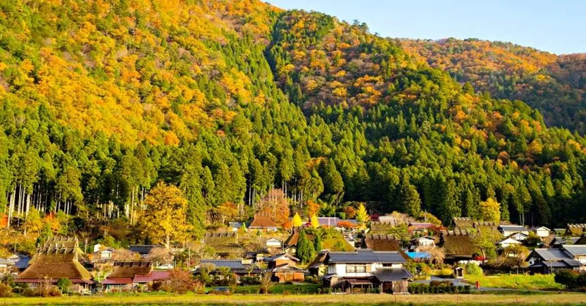 ทัวร์ญี่ปุ่น เกียวโต โอซาก้า คันไซ มิยาจิมะ โรแมนติกฤดูหนาว กิจกรรมหิมะUTOPIA SAIOTO SNOW PARK เยือนหมู่บ้านมิยามะ คายาบุโนะซาโตะ