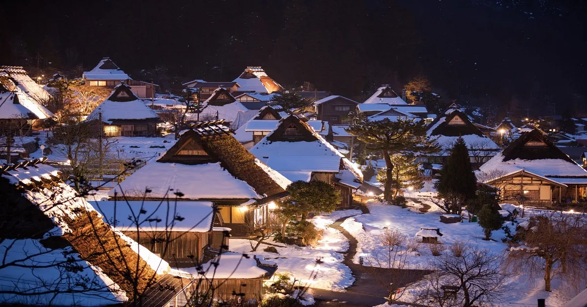 ทัวร์ญี่ปุ่น เกียวโต โอซาก้า คันไซ มิยาจิมะ โรแมนติกฤดูหนาว กิจกรรมหิมะUTOPIA SAIOTO SNOW PARK เยือนหมู่บ้านมิยามะ คายาบุโนะซาโตะ (พักออนเซ็น 2 คืน)