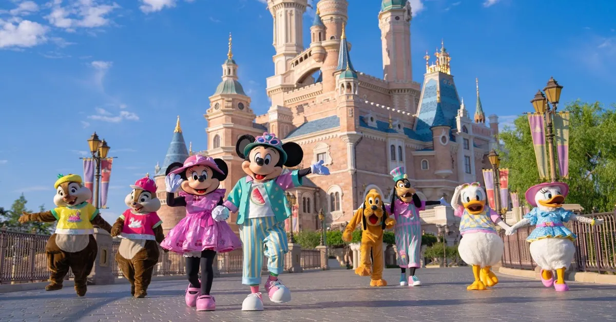 ทัวร์จีน เซี่ยงไฮ้ Disneyland Shangahi หาดไว่ทาน อาคารพันต้นไม้ หมู่บ้านโบราณจูเจียเจียว