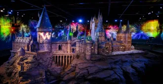 ทัวร์อังกฤษ สกอตแลนด์ เวลส์ ปราสาทเอดินเบอระ Warner Bros Studio (Harry Potter)