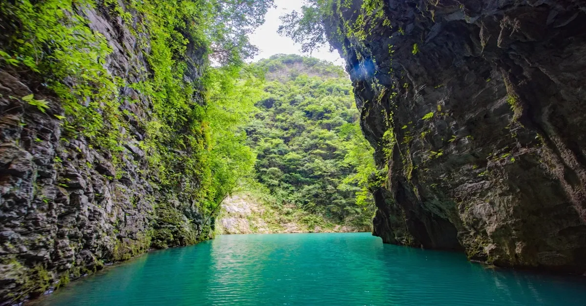ทัวร์จีน เอินซือ ฉงชิ่ง อุทยานผิงซาน อุทยานชิงเจียงแกรนด์แคนยอน