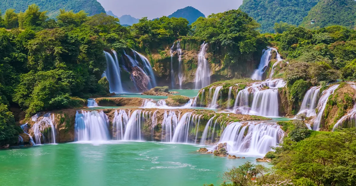 ทัวร์จีน หนานหนิง ฉงจั่ว น้ำตกเต๋อเทียน เขาชิงซิ่ว เมืองโบราณไท่ผิง