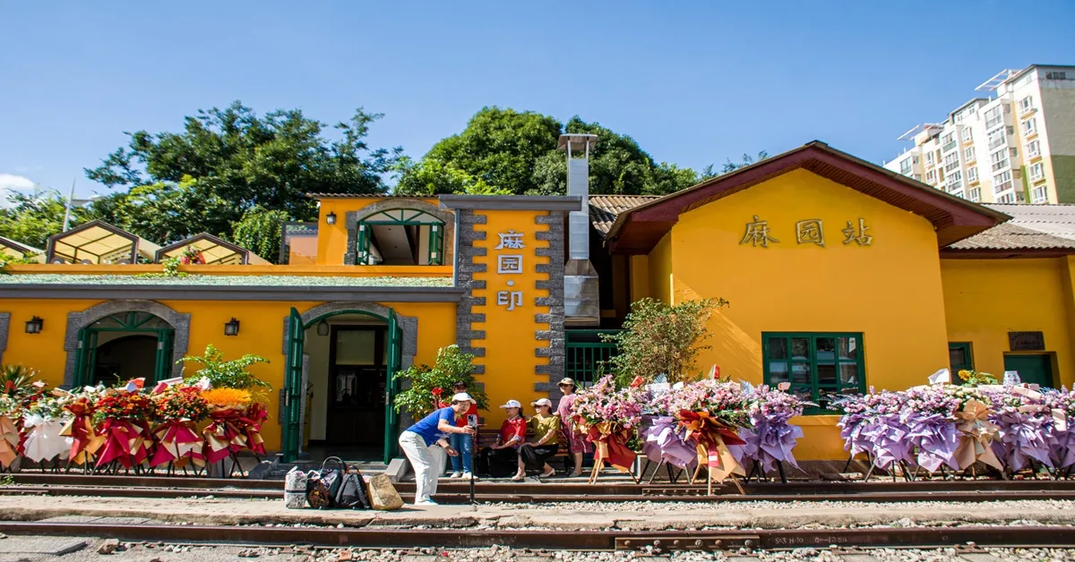 ทัวร์จีน คุนหมิง ฮุ่ยเจ๋อ สถานีรถไฟหม่าหยวนมิเตอร์เกจ ทุ่งหญ้ามองโกเลียน้อย