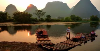ทัวร์จีน หนานหนิง กุ้ยหลิน ถ้ำขลุ่ยอ้อ เจดีย์เงิน เจดีย์ทอง ล่องแพแม่น้ำหยู่หลง