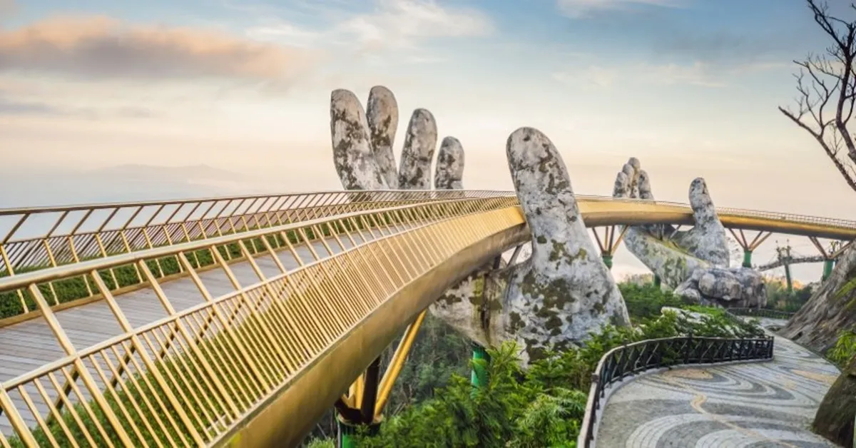 ทัวร์เวียดนามกลาง ดานัง ฮอยอัน บานาฮิลล์ สะพานมือทองคำ เมืองโบราณฮอยอัน สวนสนุกFantasy Park
