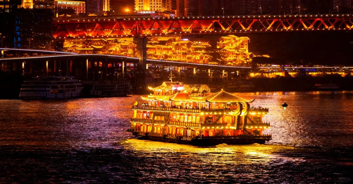 ทัวร์จีน บินตรงฉงชิ่ง อู่หลง ล่องเรือชมหงหยาต้ง นั่งรถไฟทะลุตึก อุทยานหลุมฟ้า อุทยานเขานางฟ้า