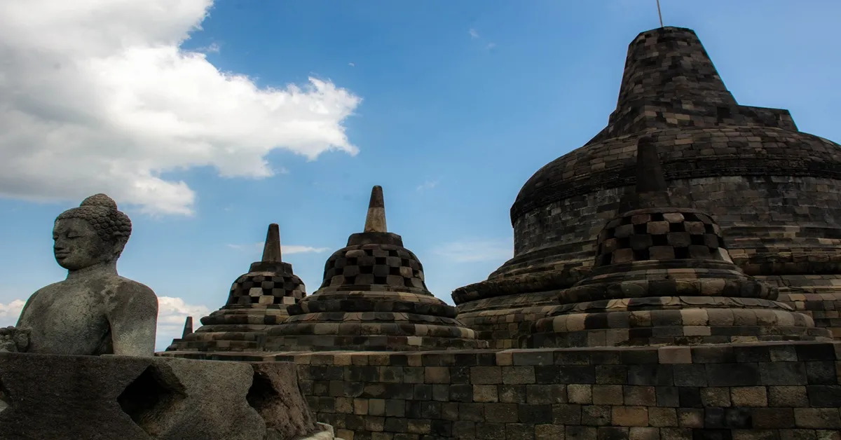 ทัวร์อินโดนีเซีย จาการ์ตา บันดุง ยอกยาการ์ตา มหาเจดีย์บุโรพุทโธ