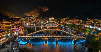 ทัวร์จีน ฉางซา เอินซือ ฟูหรงเจิ้น เฟิ่งหวง ล่องเรือผิงซานแคนยอน