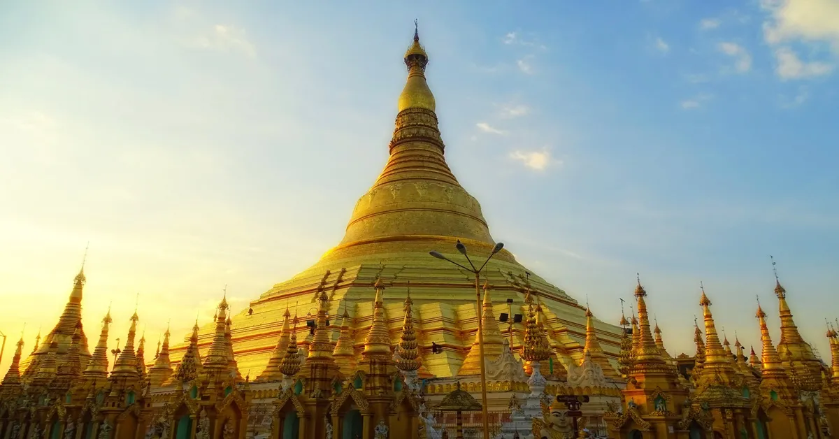 ทัวร์เมียนมา ย่างกุ้ง สิเรียม พระมหาเจดีย์ชเวดากอง เจดีย์เยเลพญา เจดีย์โบตาทาวน์