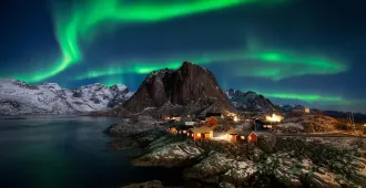 ทัวร์นอร์เวย์  โลโฟเทน เกาะเซนญ่า ยอดเขาสโตรสไตเน่น หมู่บ้านเรเนย์ มหาวิหารอาร์กติก ล่าแสงเหนือ