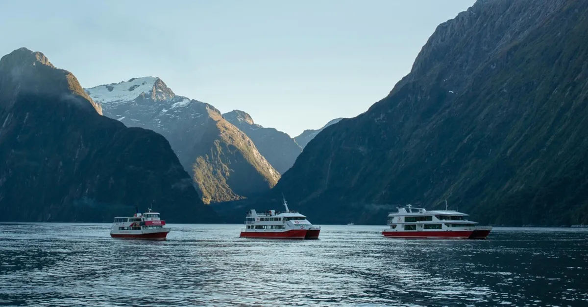 ทัวร์นิวซีแลนด์ เกาะเหนือ เกาะใต้ ควีนส์ทาวน์ อ็อคแลนด์ หมู่บ้านฮ็อบบิต อุทยานมิลฟอร์ดซาวด์