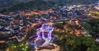 ทัวร์จีน ซุปตาร์ ฉางซา เมืองโบราณฝูหรงเจิ้น ทะเลสาบเป่าเฟิ่งหู วังโบราณชนเผ่าถูเจีย