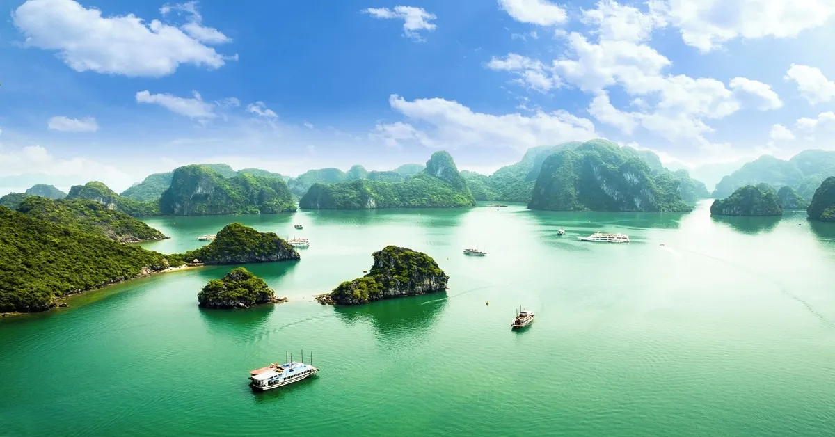 ทัวร์เวียดนามเหนือ ฮานอย ล่องเรือสำราญฮาลองเบย์ ยอดเขาตามด๋าว แกรนด์ เวิลด์
