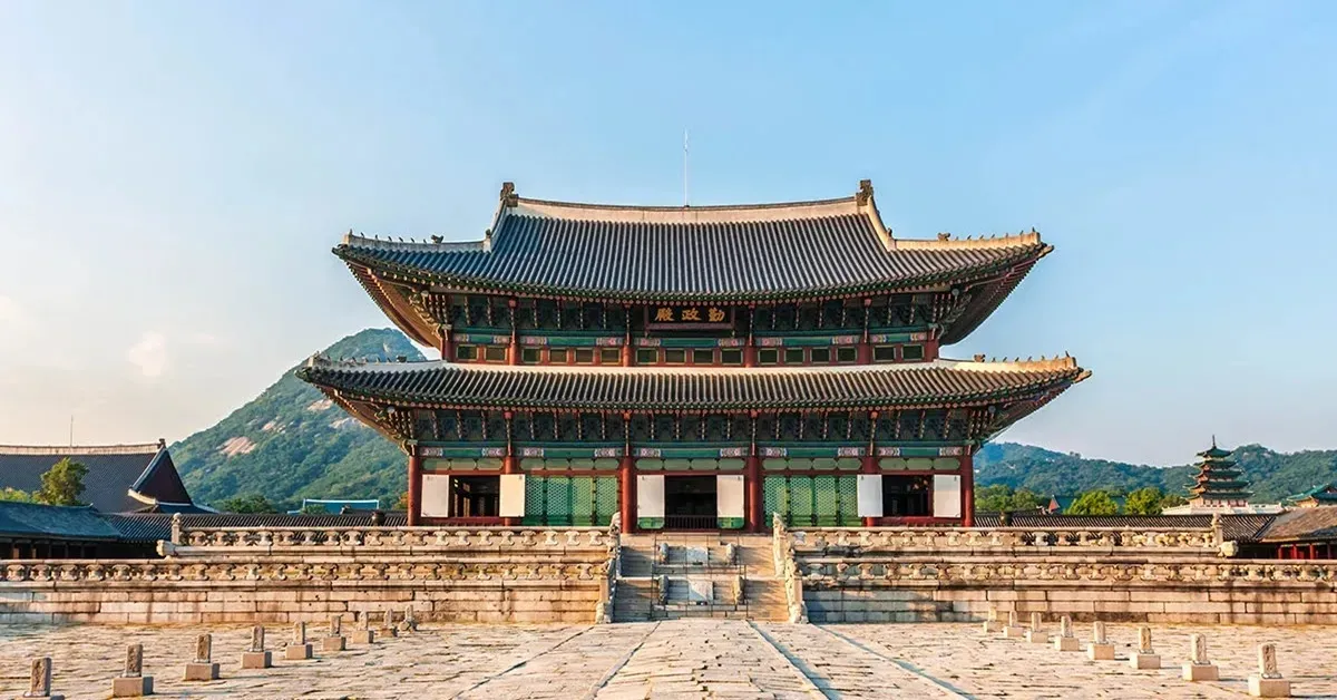 ทัวร์เกาหลี โซล เกาะนามิ สวนสนุกล็อตเต้เวิลด์ พระราชวังเคียงบก
