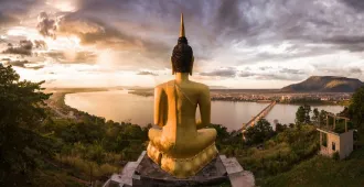 Laos - ทัวร์ลาว หลวงพระ​บาง​ วัง​เวียง​ เวียงจันทน์