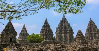 Indonesia Overland Yogyakarta Bandung Borobudur - ทัวร์อินโดนีเซีย มหัศจรรย์ ยอร์คยากาต้า บันดุง บุโรพุทโธ โซโล มหาวิหารจาร์กาตา วัดปรัมบานัน