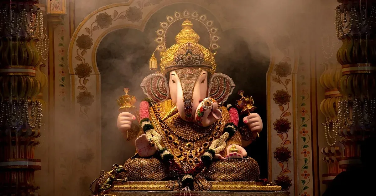 India Pune Mumbai Dagadusheth Halwai Ganapati - ทัวร์อินเดีย  บินตรงมุมไบ ปู่เณ ศรัทธาพาไป ไหว้พระพิฆเนศ เสริมชะตา จุดปัญญา มูสุดปัง มหานครมุมไบ