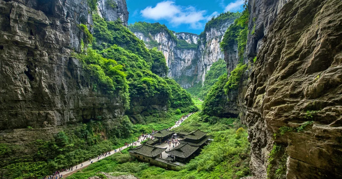 China Chongqing Wulong Zhangjiajie Furong Ancient Town Yichang - ทัวร์จีน ฉงชิ่ง อู่หลง จางเจียเจี้ย ฝูหรงเจิ้น อี้ชาง นั่งรถไฟความเร็วสูง