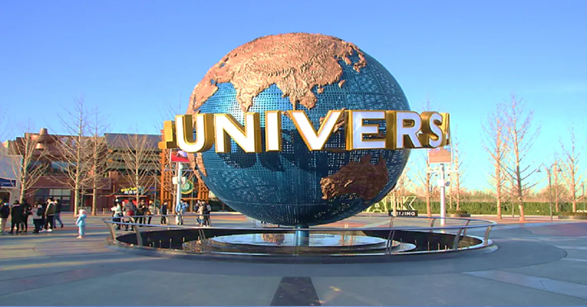 China Beijing Universal Studio Great Wall of China - ทัวร์จีน ปักกิ่ง ยูนิเวอร์แซลสตูดิโอ ชมความอลังการของกำแพงเมืองจีน ตะลุยเครื่องเล่นสวนสนุกสุดมันส์ (ไม่ลงร้าน)