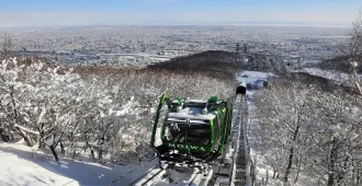 Japan Hokkaido Sapporo Snow Land - ทัวร์ญี่ปุ่น ฮอกไกโด ซัปโปโร นั่งกระเช้าชมวิวภูเขาโมอิวะและสัมผัสประสบการณ์ขับสโนโมบิว 
