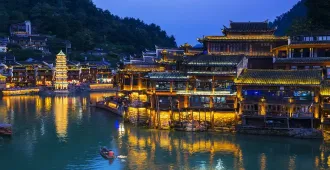 China Changsha Feng Huang Zhangjiajie - ทัวร์จีน ฉางซา เฟิ่งหวง จางเจียเจี้ย สัมผัสบรรยากาศความงาม 2 เมืองโบราณ สะพานกระจก (ไม่ลงร้าน)
