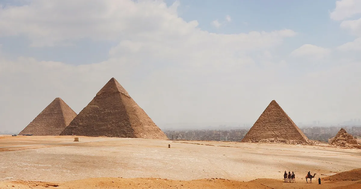 Egypt Cairo Alexandria Memphis The Great Pyramid of Giza - ทัวร์อียิปต์ ไคโร อเล็กซานเดรีย เมมฟิส ชมมหาพีระมิดกีซาสิ่งมหัศจรรย์ของโลกและสุสานใต้ดินแห่งอเล็กซานเดรีย