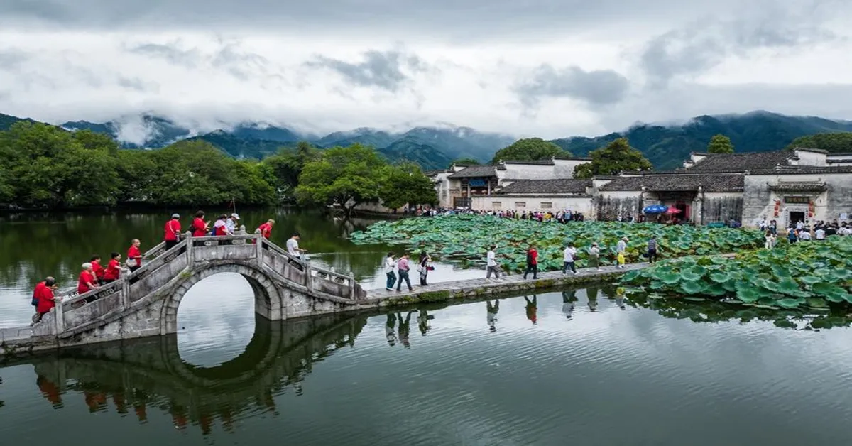 China Hangzhou Huangshan - ทัวร์จีน หังโจว หวงซาน ชมหมู่บ้านโบราณหงชุนและป่าในน้ำทะเลสาบชิงซา(ไม่ลงร้าน)