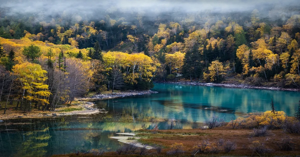 China Altay Urumqi Kanas Autumn - ทัวร์จีน สู่แดนฝัน อัลไต อูรุมฉี คานาสือ หมู่บ้านเหอมู่ สองอุทยานสวรรค์ ใบไม้เปลี่ยนสี