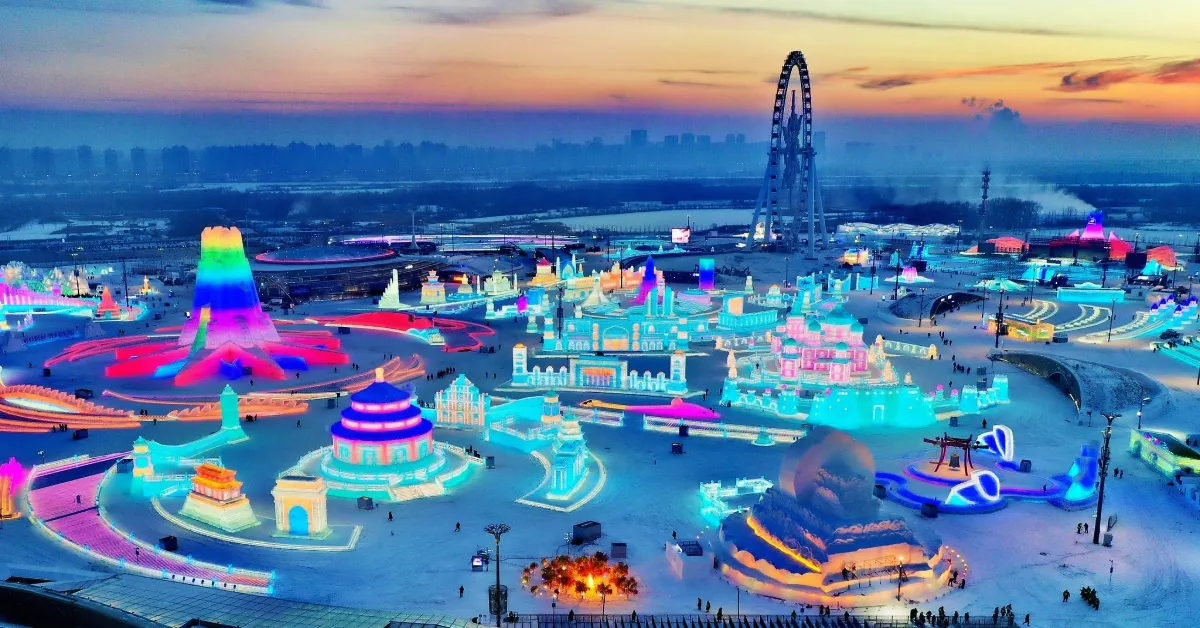 China Harbin Mutanjiang Ice And Snow Festival Dream Home Snow Town - ทัวร์จีน ฮาร์บิน มู่ตันเจียง เทศกาลหิมะและน้ำแข็ง ดรีมโฮม สโนว์ทาวน์ พักบ้านหิมะ ไม่ลงร้าน