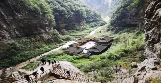 China Chongqing Wulong Dazu Three Natural Bridges - ทัวร์จีน ซุปตาร์...ฉงชิ่ง อู่หลง ต้าจู๋ อุทยานแห่งชาติหลุมฟ้า 3 สะพานสวรรค์  (ไม่ลงร้าน)