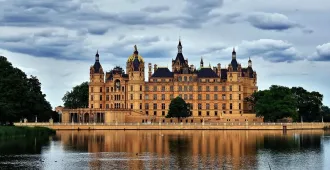 GrandGermany Munich Nuremberg Bayreuth Schwerin Castle - ทัวร์แกรนด์เยอรมัน มิวนิก นูแรมเบิร์ก ไบรอยท์ ชมความงดงามของปราสาทชเวริน