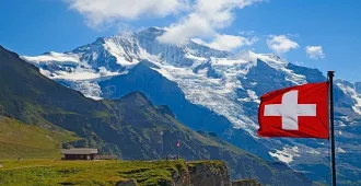 Switzerland Grand Tour 3  Mountains - ทัวร์สวิตเซอร์แลนด์ พิชิตยอดเขา นั่งรถไฟ 3 เส้นทาง