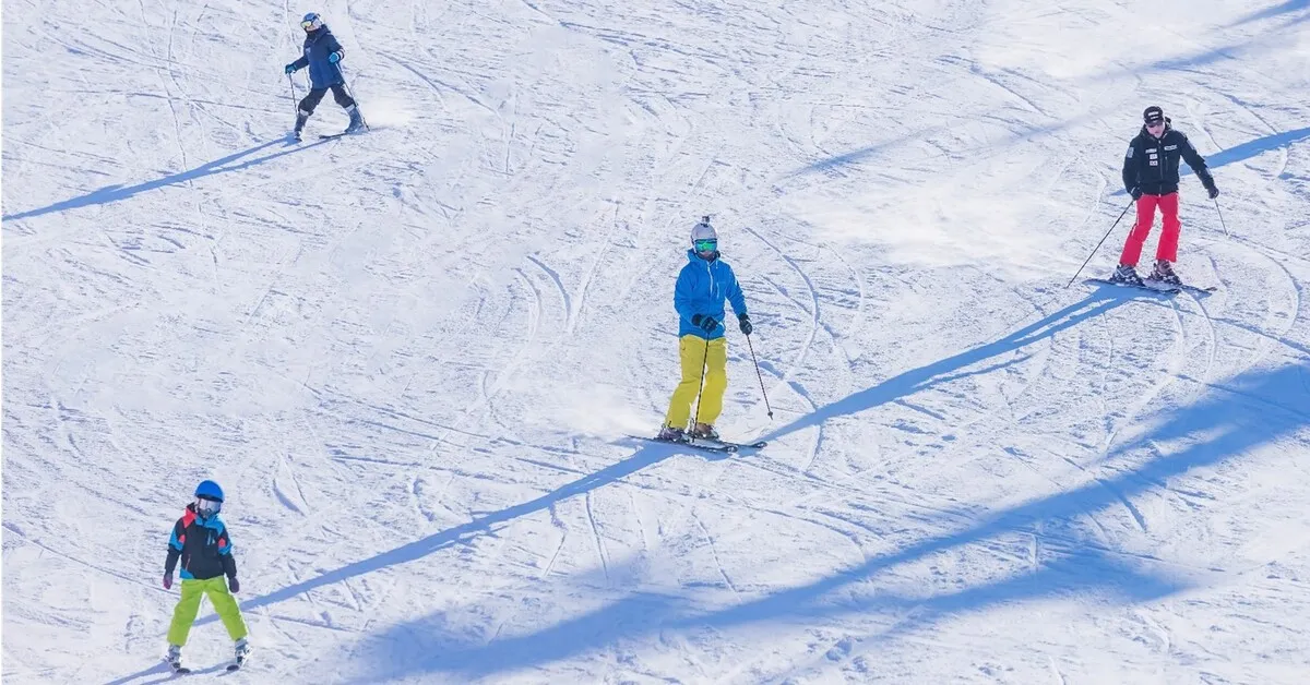 South Korea Incheon Ski Strawberry Farm - ทัวร์เกาหลี อินชอน สัมผัสหิมะที่ลานสกี เข้าชมฟาร์มสตรอว์เบอร์รี่