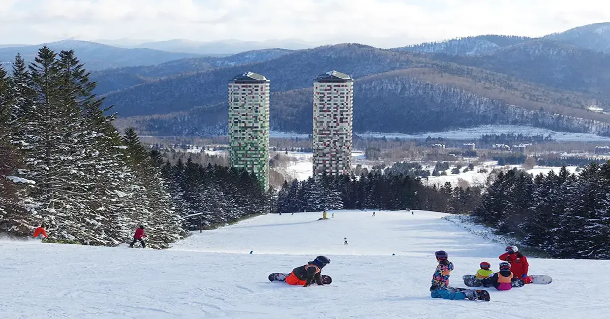 Japan Hokkaido Sapporo Tomamu - ทัวร์ญี่ปุ่น ฮอกไกโด ซัปโปโร โทมามุ สนุกสนานเต็มอิ่มสกีรีสอร์ทและชมหมีสีน้ำตาล (อิสระ 1 วัน)