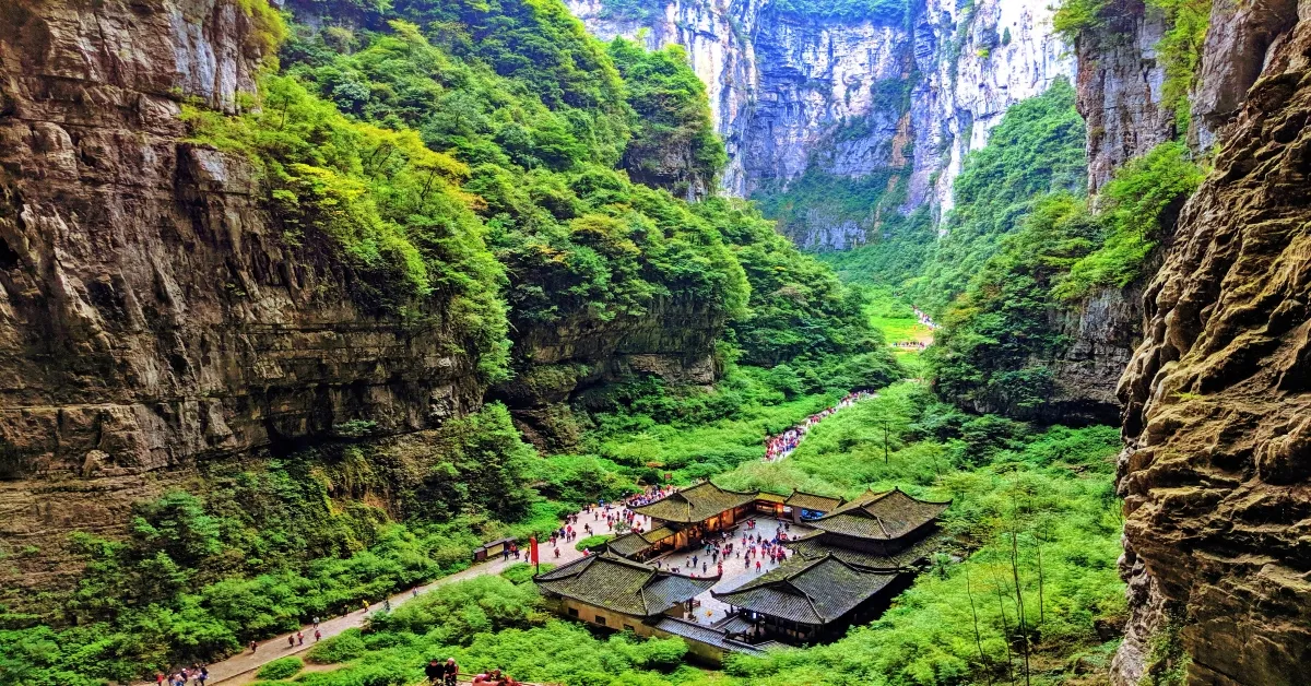 China Chongqing Wulong Three Natural Bridges - ทัวร์จีน ซุปตาร์ ฮัลโหลฉงชิ่ง หนีห่าวอู่หลง อุทยานแห่งชาติหลุมฟ้า 3 สะพานสวรรค์ (ทัวร์ไม่ลงร้าน)