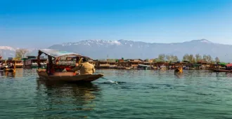 India Kashmir Srinagar Autumn - ทัวร์อินเดีย แคชเมียร์ ศรีนาคา ล่องเรือชิคาร่า ชมวิวใบไม้เปลี่ยนสีสุดปัง 