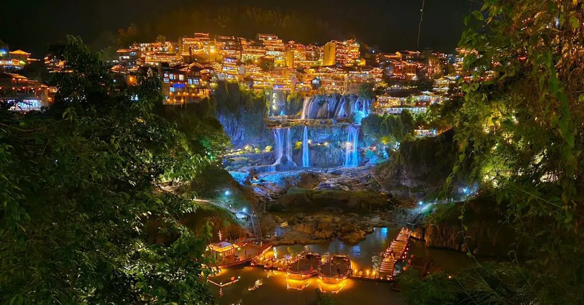 China Changsha Zhangjiajie Fu Rong Zhen Fenghuang - ทัวร์จีน ฉางซา จางเจียเจี้ย ฝูหรงเจิ้น เฟิ่งหวง เที่ยวชมเมืองโบราณฝูหรงเจิ้นและแกรนด์แคนยอน (ไม่ลงร้าน)